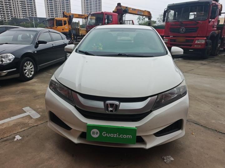 2017 1.5L CVT Comfort photo 2