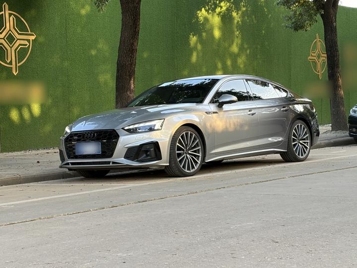 A5 2024 Sportback 40 TFSI quattro Luxury Dynamic