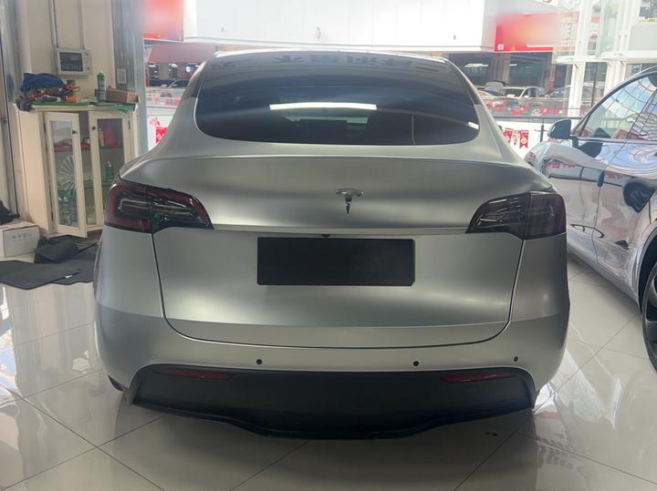 Model Y 2022 Facelift RWD photo 3