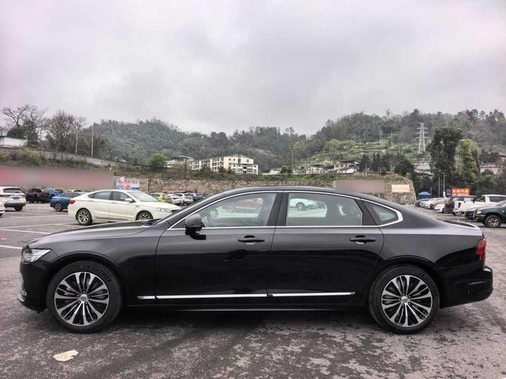 S90 2025 B5 Luxury photo 3