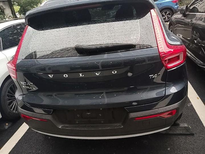 XC40 2021 T4 AWD Fashion photo 3