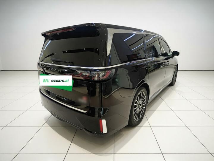 Voyah Dreamer 2026 PHEV Qiankun Ultra photo 6