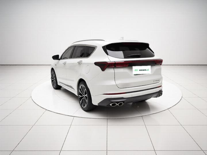 X70 PLUS 2021 1.6T DCT 7-Seater photo 4