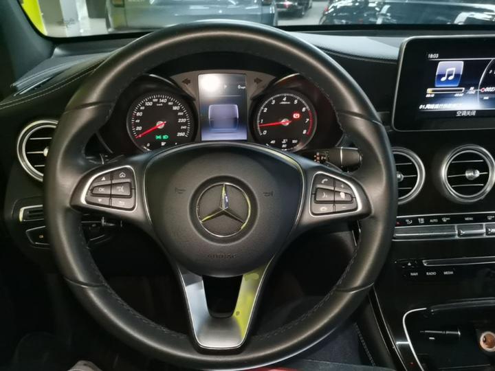 GLC 2016 GLC 260 4MATIC Dynamic photo 2