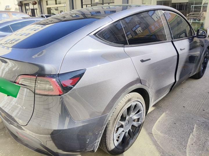 Model Y 2021 Long Range AWD photo 6
