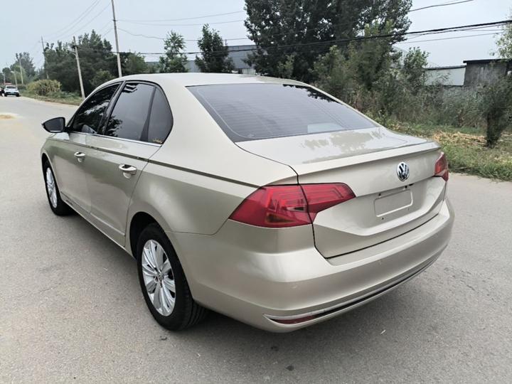 Bora 2018 1.5L AT Comfort photo 4