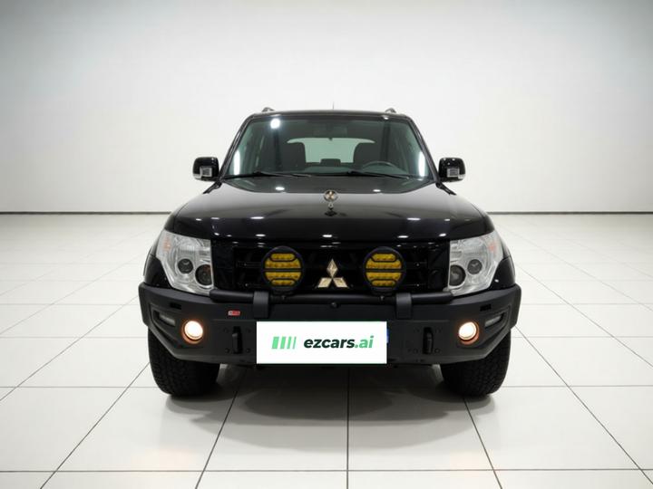 Pajero Parallel Import 2019 V97 3.8L 5-Door GLS photo 2