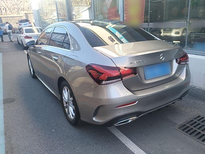 A-Class 2019 A 200 L Sport photo 4