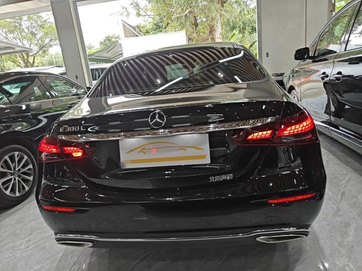E-Class 2023 E 300 L Luxury photo 3