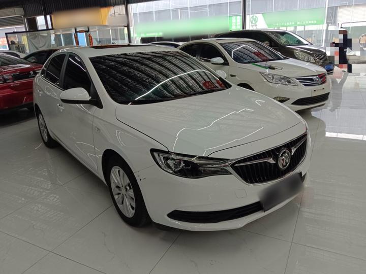 Excelle 2021 Facelift Classic 1.5L AT Elite photo 3