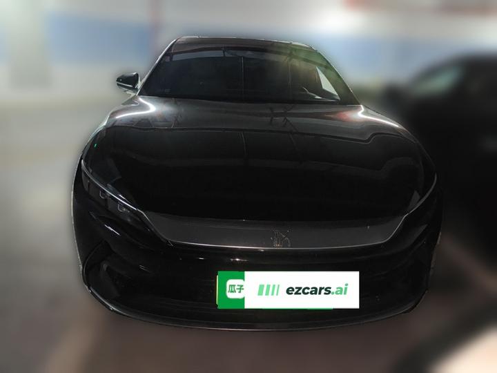 Han 2021 EV Standard Range Luxury photo 2