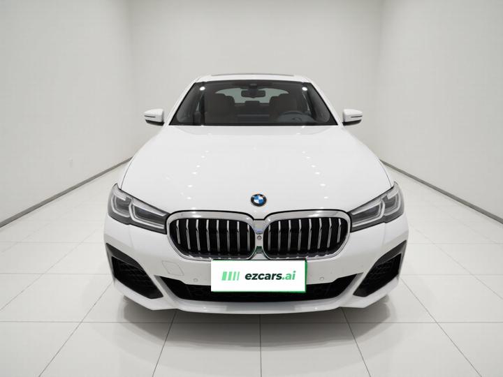 5 Series Imported 2022 Facelift 525i M Sport Package photo 2