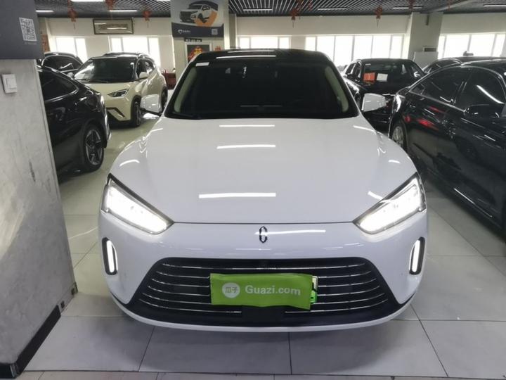 HIMA AITO M5 2022 EREV AWD Performance photo 2