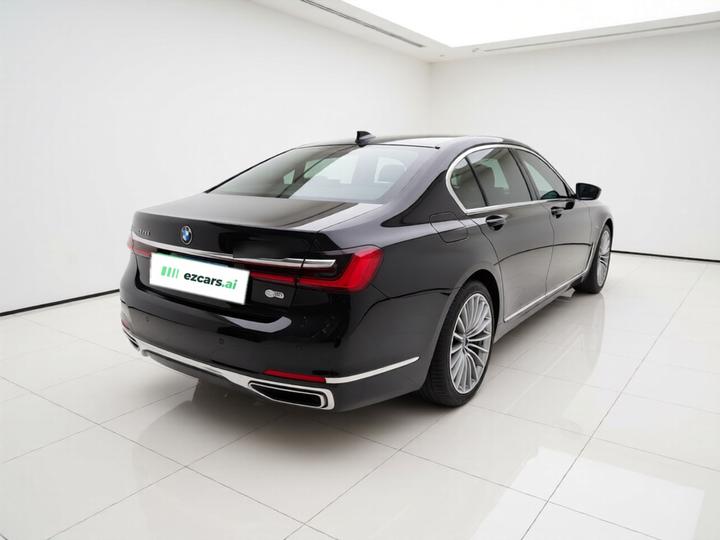 7 Series 2019 740Li Exclusive Luxury photo 6