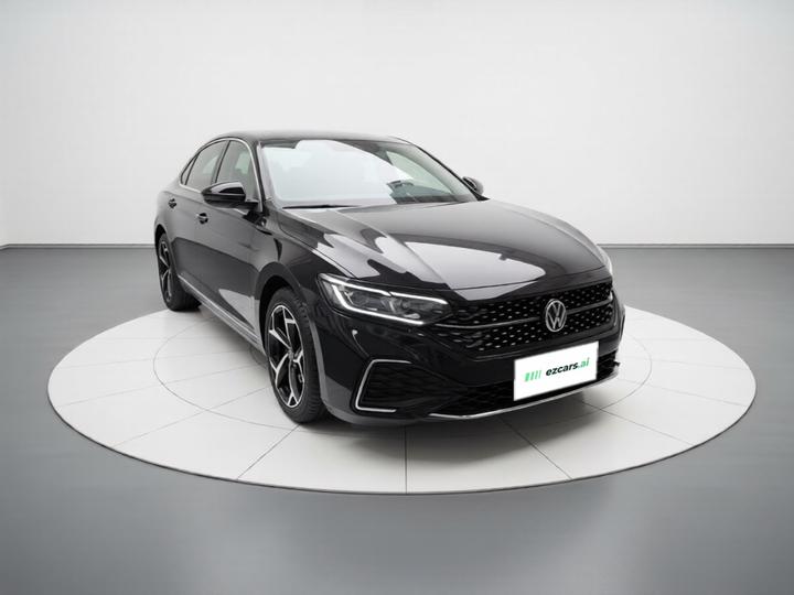 Passat 2024 380TSI Luxury photo 3