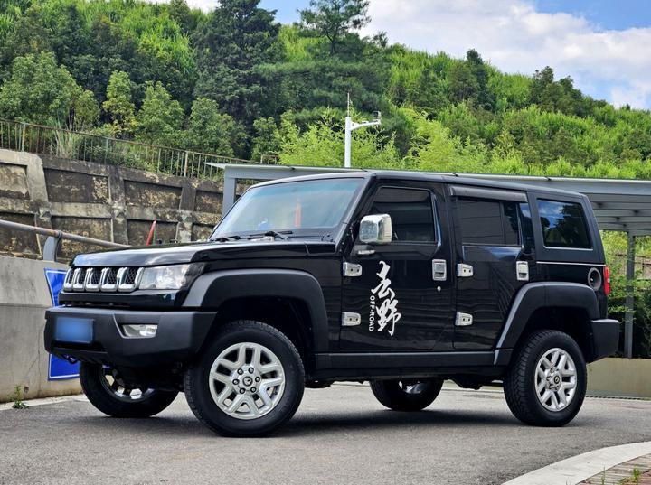 BJ40 2016 40L 2.0T MT AWD Premium