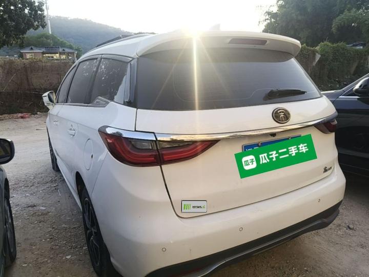 Song MAX 2017 1.5T AT Connected Elite 7-Seater photo 4