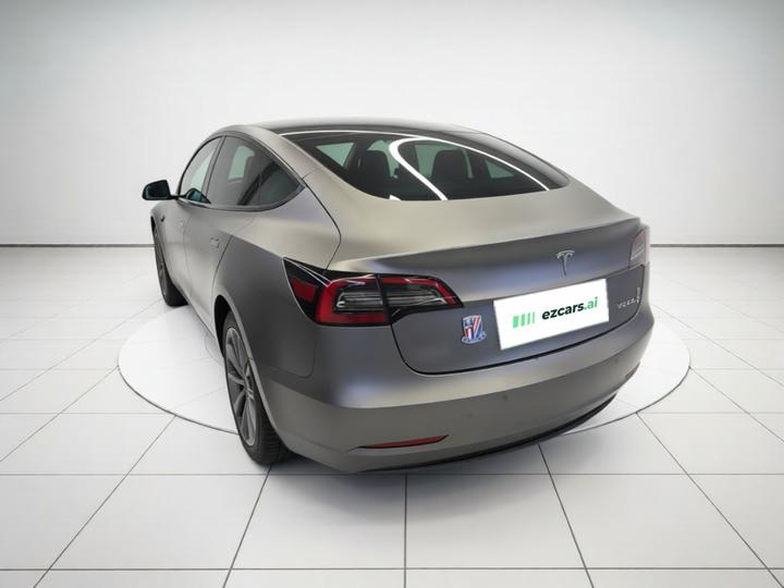 Model 3 2022 RWD photo 4