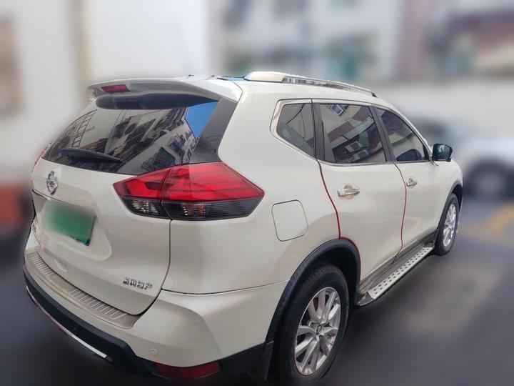 X-Trail 2021 2.0L CVT 2WD XL ITS Comfort Anniversary Edition photo 4