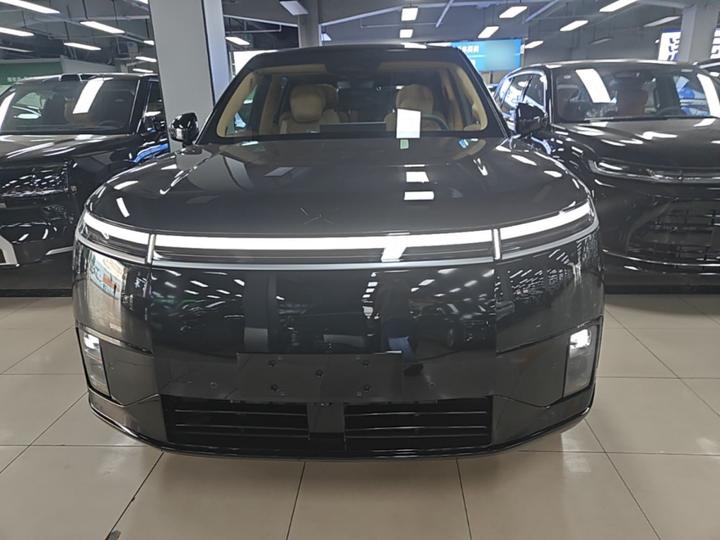 GX 2026 EREV 1585 AWD UltraSE photo 2