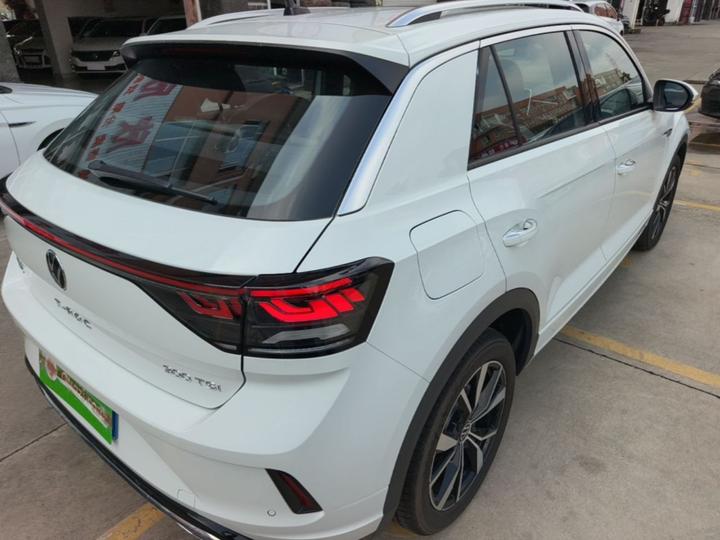 T-Roc 2025 300TSI DSG RWD photo 4