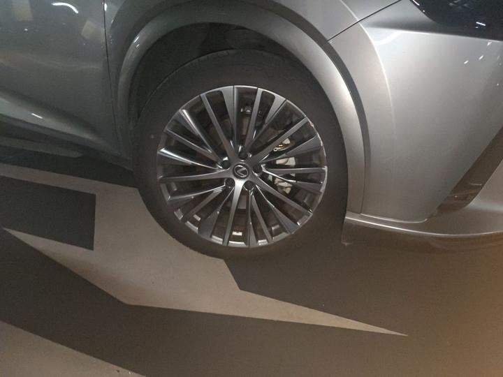 RX EV 2023 450h+ AWD Enjoy photo 8