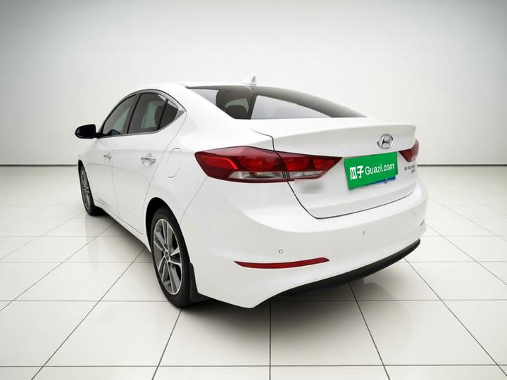 Elantra 2016 1.6L AT Smart Elite photo 4