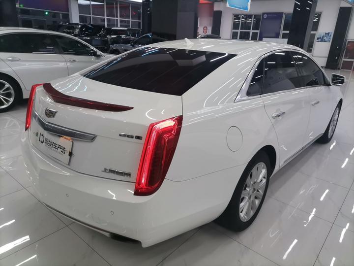 XTS 2016 28T Tech photo 5