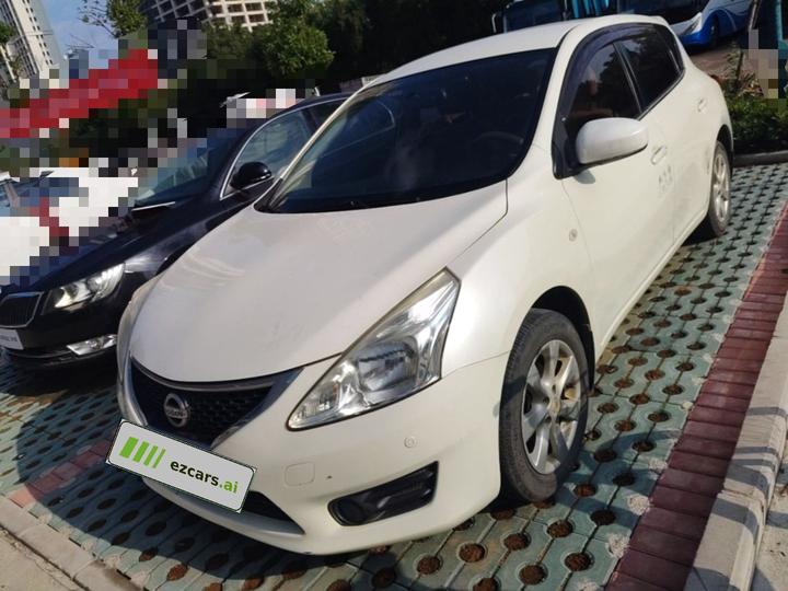 Tiida 2014 1.6L CVT Comfort