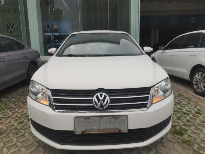 Lavida 2013 Facelift Classic 1.6L AT photo 2