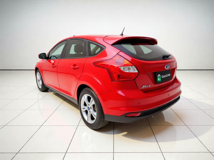 Focus 2012 Hatchback 1.6L AT photo 4