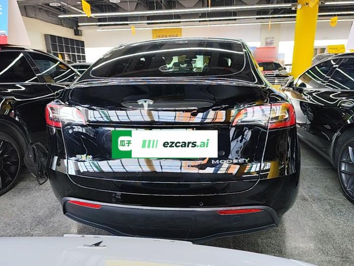 Model Y 2022 RWD photo 3