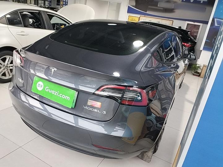 Model 3 2022 RWD photo 4