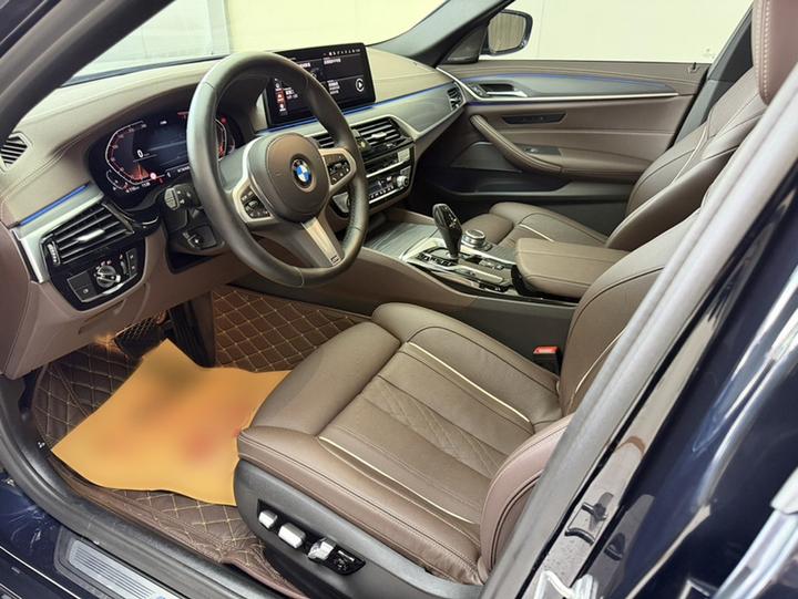 5 Series 2022 Facelift 530Li Exclusive M Sport Package photo 6