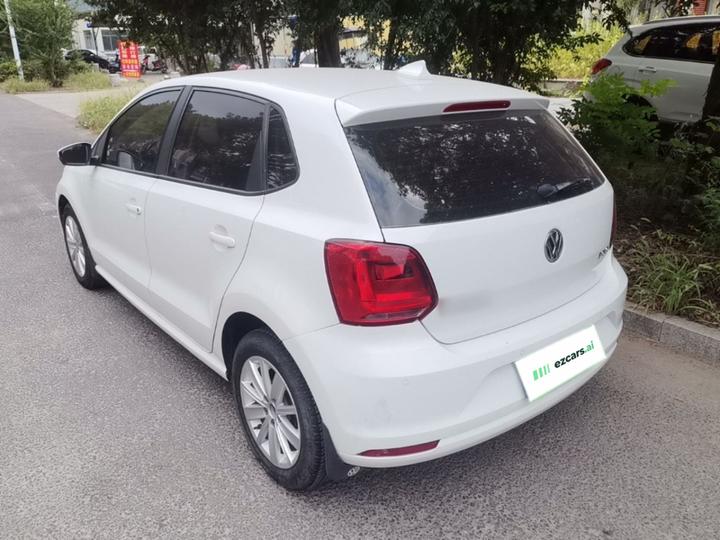 Polo 2014 1.4L AT Comfort photo 4
