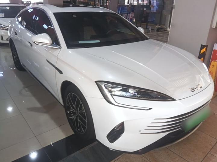 Seal 2023 DM-i 1.5L 121km Premium photo 3