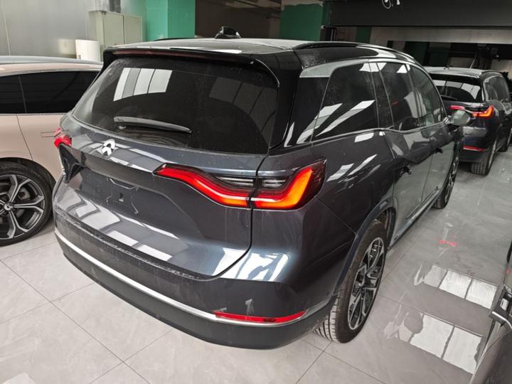 ES8 2020 415KM 7-Seater photo 4