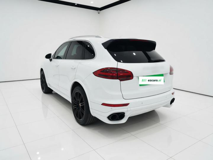 2015 Cayenne 3.0T photo 4