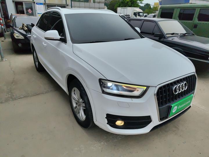 Q3 2015 35 TFSI Comfort photo 3