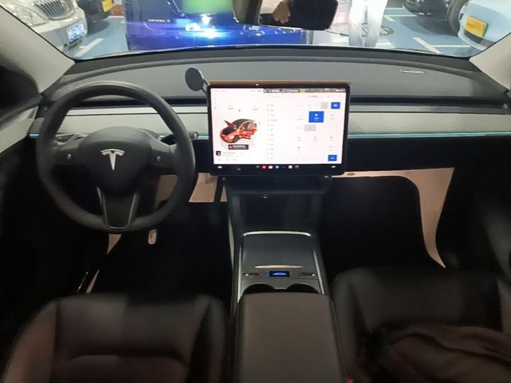 Model Y 2023 Long Range AWD photo 5