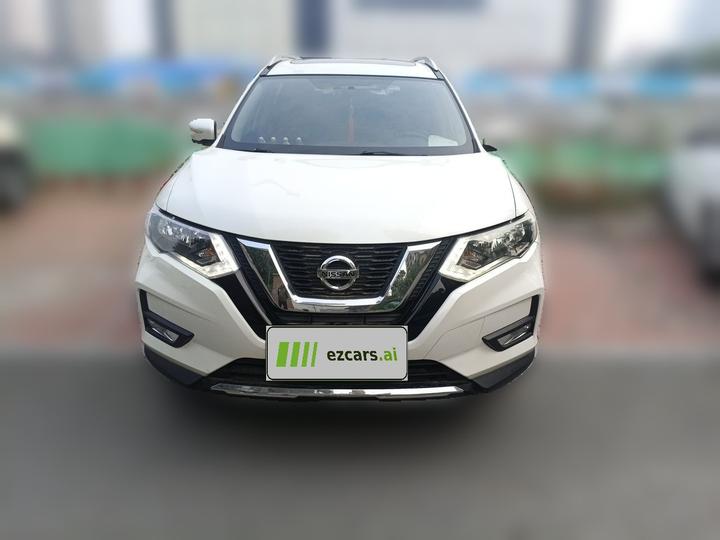 X-Trail 2017 2.0L CVT Comfort 2WD photo 2