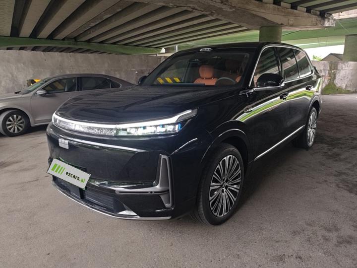 Galaxy M9 2025 210km AWD Pilot