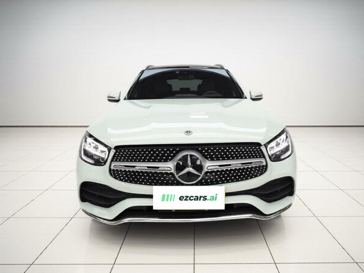GLC 2022 Facelift GLC 300 L 4MATIC Dynamic Edition photo 2