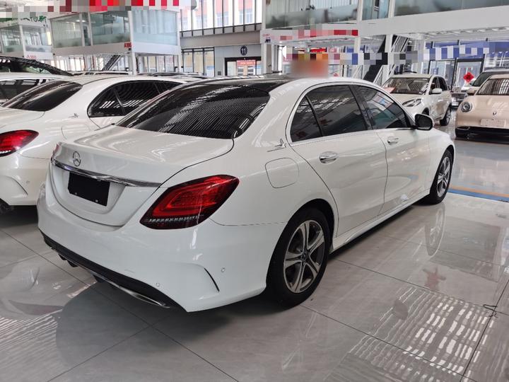 C-Class 2019 C 260 L Sport photo 4