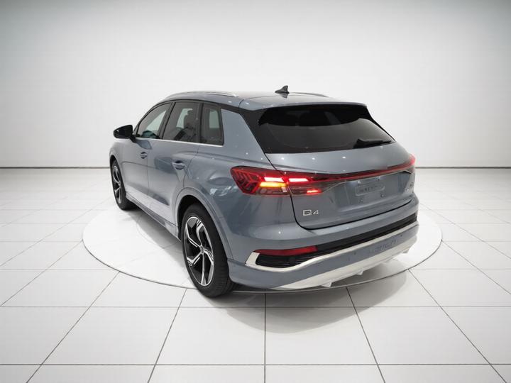 Q4 e-tron 2022 40 e-tron photo 4