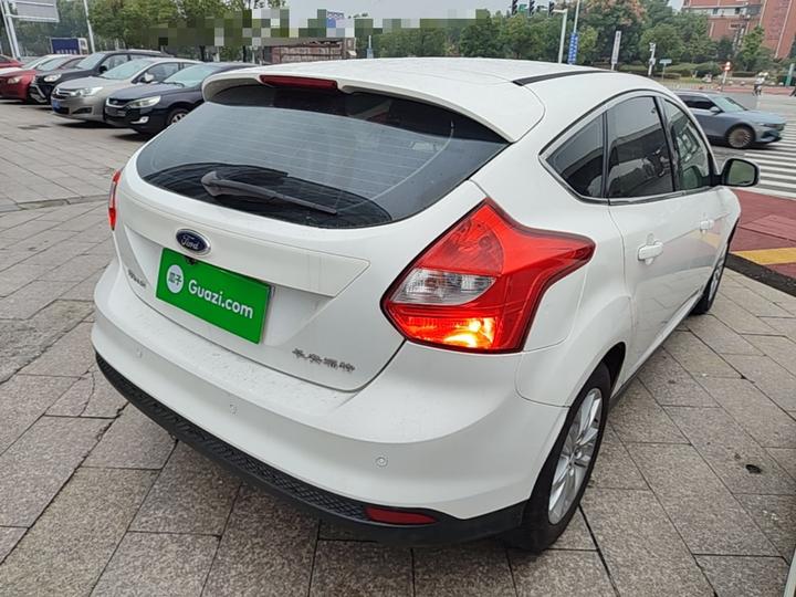 Focus 2012 Hatchback 1.6L AT Comfort photo 7