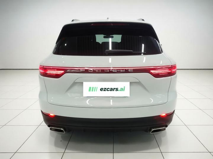 2018 Cayenne 3.0T photo 3