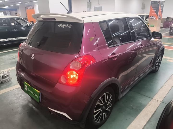 Swift 2013 1.5L AT 20 photo 4