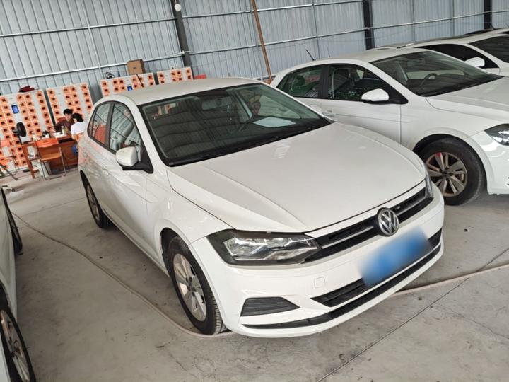 Polo 2023 Facelift Plus 1.5L AT photo 3