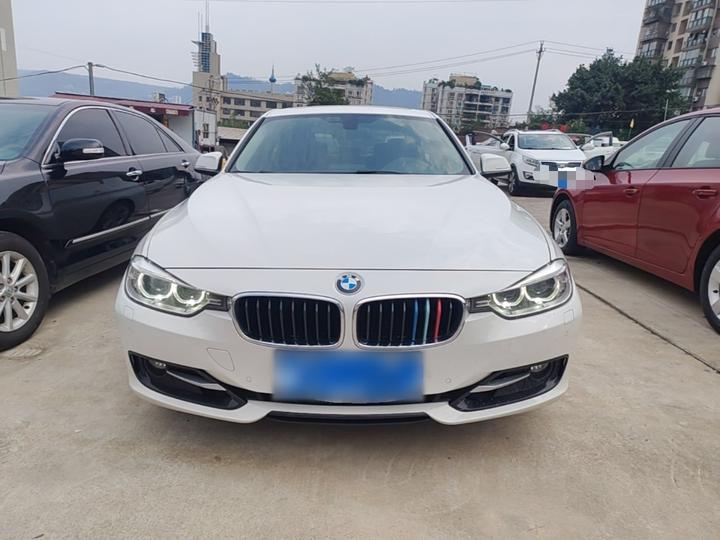 3 Series 2015 320i Sport Design Package photo 2
